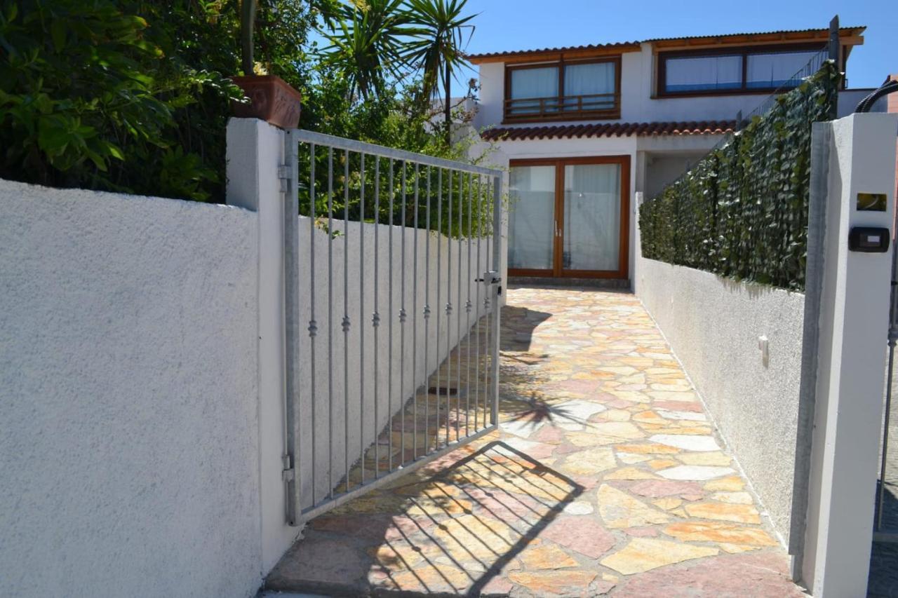 Casa Vacanze Il Faro 무르타마리아 외부 사진